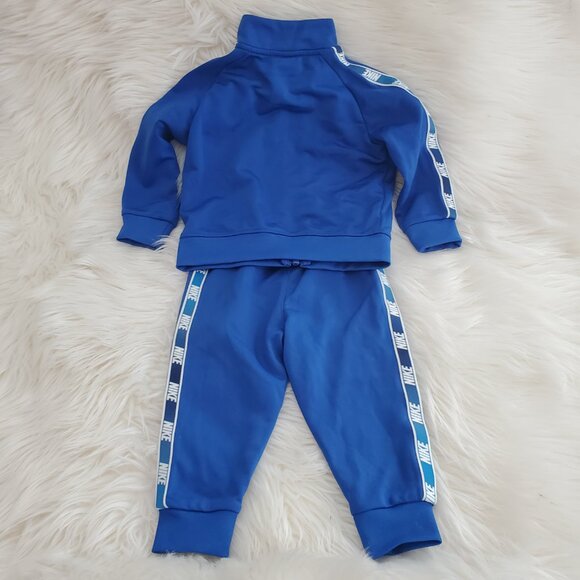 Nike Blue Unisex 2 Piece Tracksuit SZ 12M - Picture 5 of 14